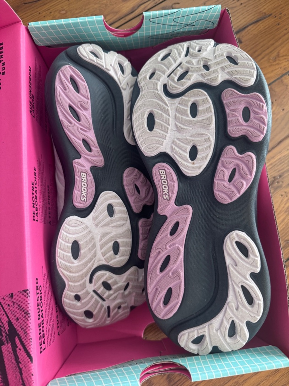 Brooks Women's Adrenaline GTS 25 Mauve Ebony Pink Size 8.5 - Picture 3 of 7